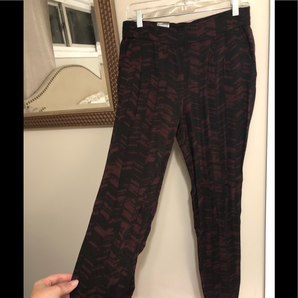 NWT. NY&C patterned joggers. Size small.